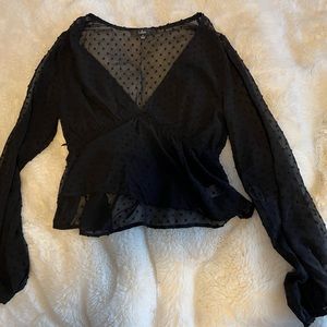 Small lulus black crop long sleeve